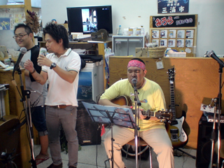 rojiyokolive