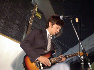 rojiyokolive